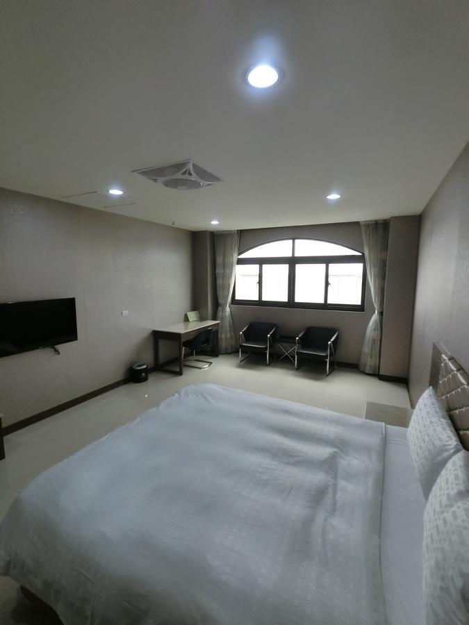 雲林斗六福爾摩莎大飯店 Hotel Eksteriør billede