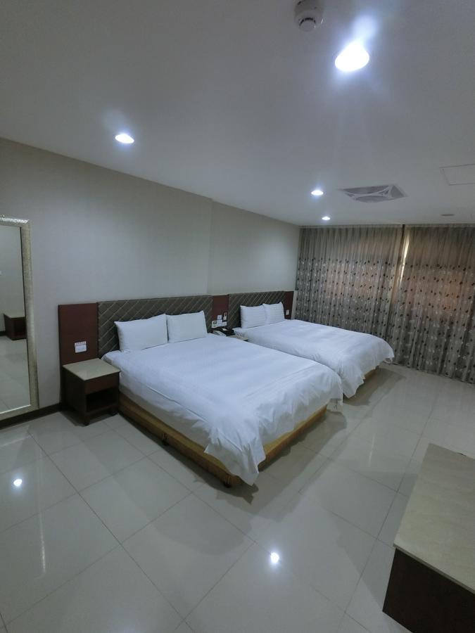 雲林斗六福爾摩莎大飯店 Hotel Eksteriør billede