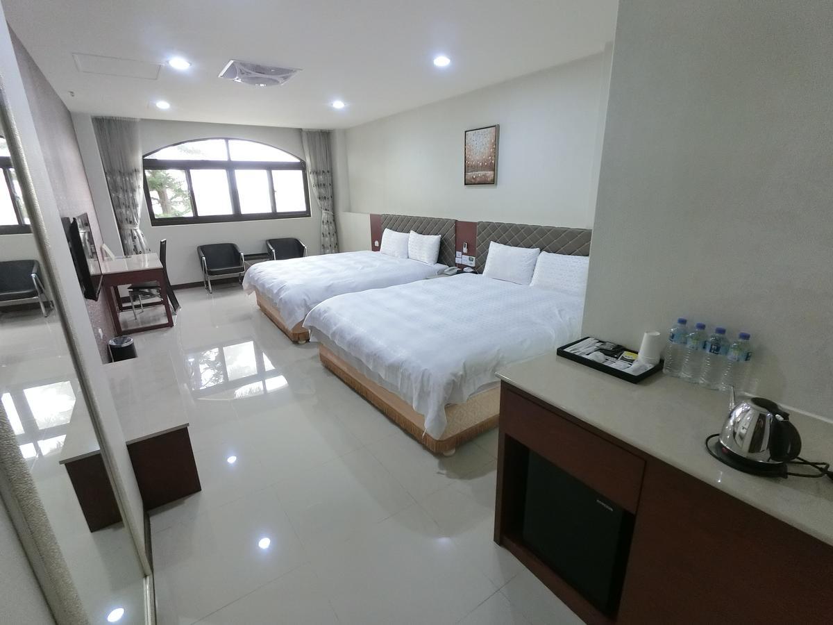 雲林斗六福爾摩莎大飯店 Hotel Eksteriør billede